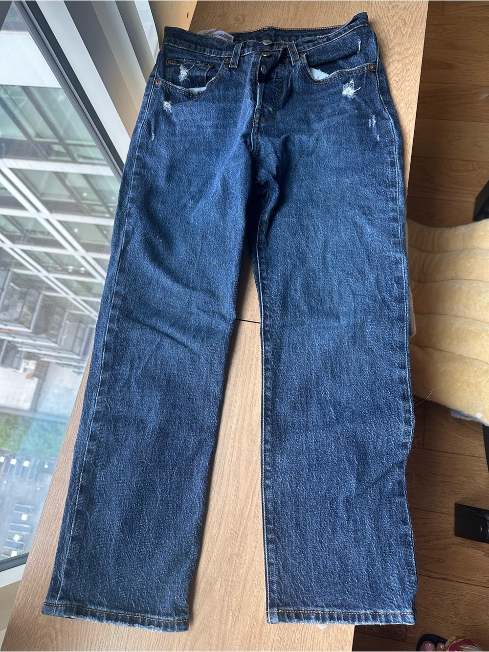 Levis 501 dark wash